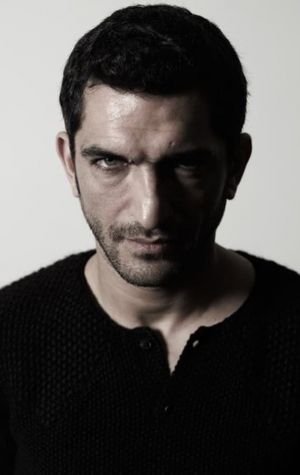 Poster Amr Waked