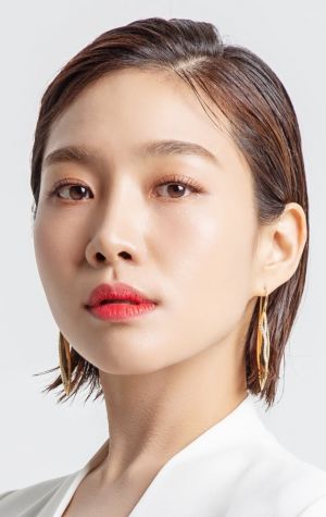 Poster Choi Hee-seo