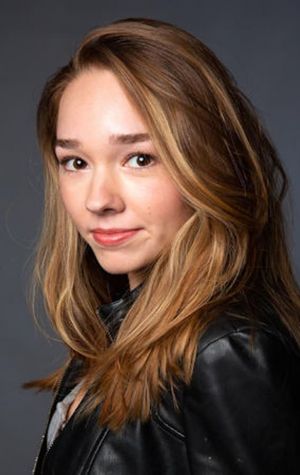 Poster Holly Taylor