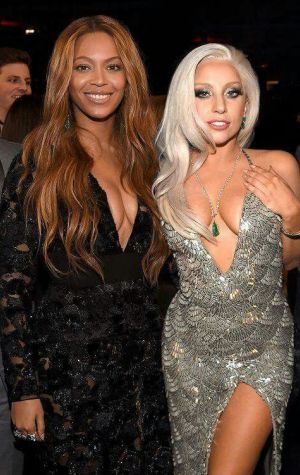 Poster Lady Gaga and Beyoncé